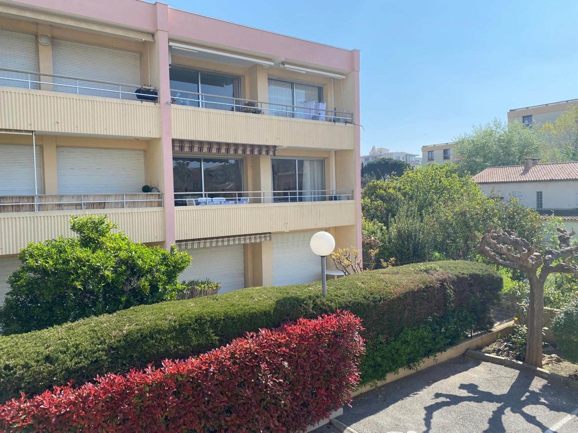 - T3 - 2 - 5 Personnes - Garage - Clim - Port A 300 M